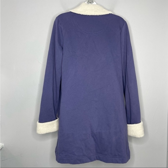 VICTORIA'S SECRET Purple Sherpa Robe - Picture 5 of 8